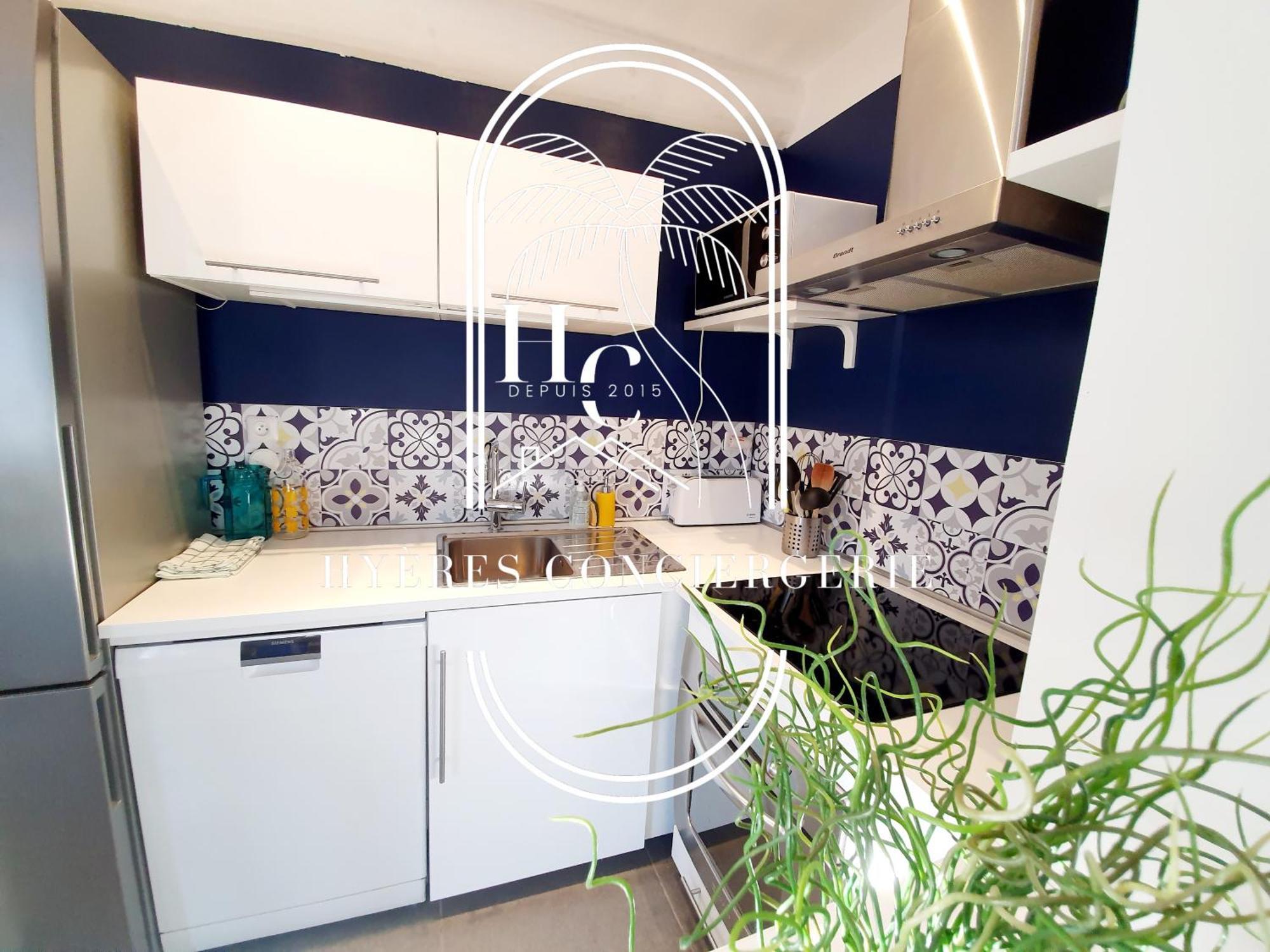 Petit Moulin-T3 Giens-Clim-Parking Apartment อิแยร์ ภายนอก รูปภาพ